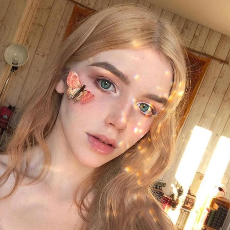 6686体育app金牌作者睡觉也偷笑