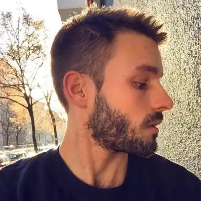 Hoàng hậu của đất nước