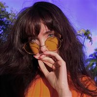 6686体育app铁牌作者Yasmine