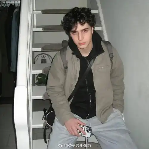 6686体育app海外作者Naomi