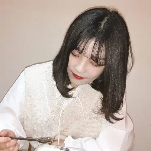 6686体育app铁牌作者Grayson