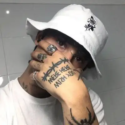 Biến kén thành bướm