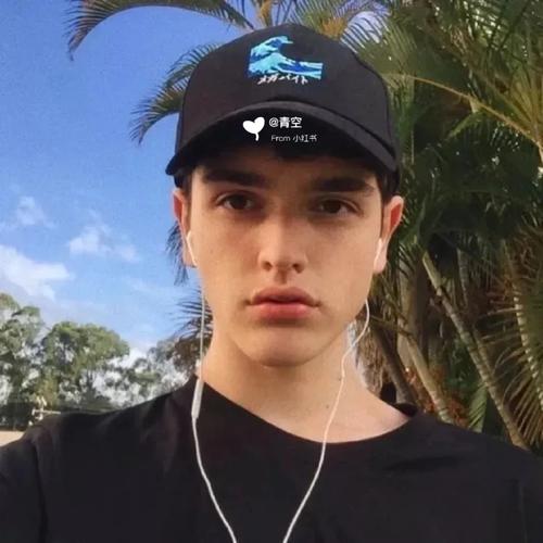 6686体育app首席作者Clementine