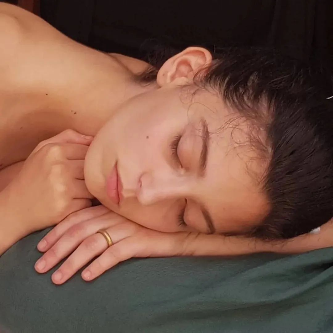 6686体育app铁牌作者Julia