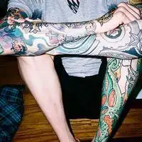 Tình yêu mỏng manh gây tổn thương