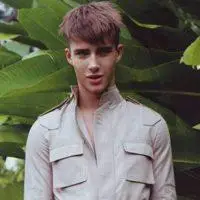 6686体育app官方作者Queen