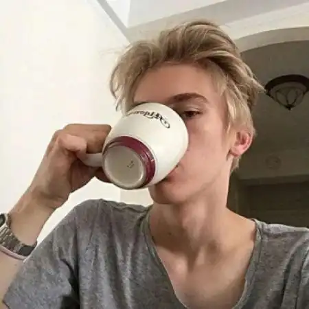 6686体育app金牌作者Sophia